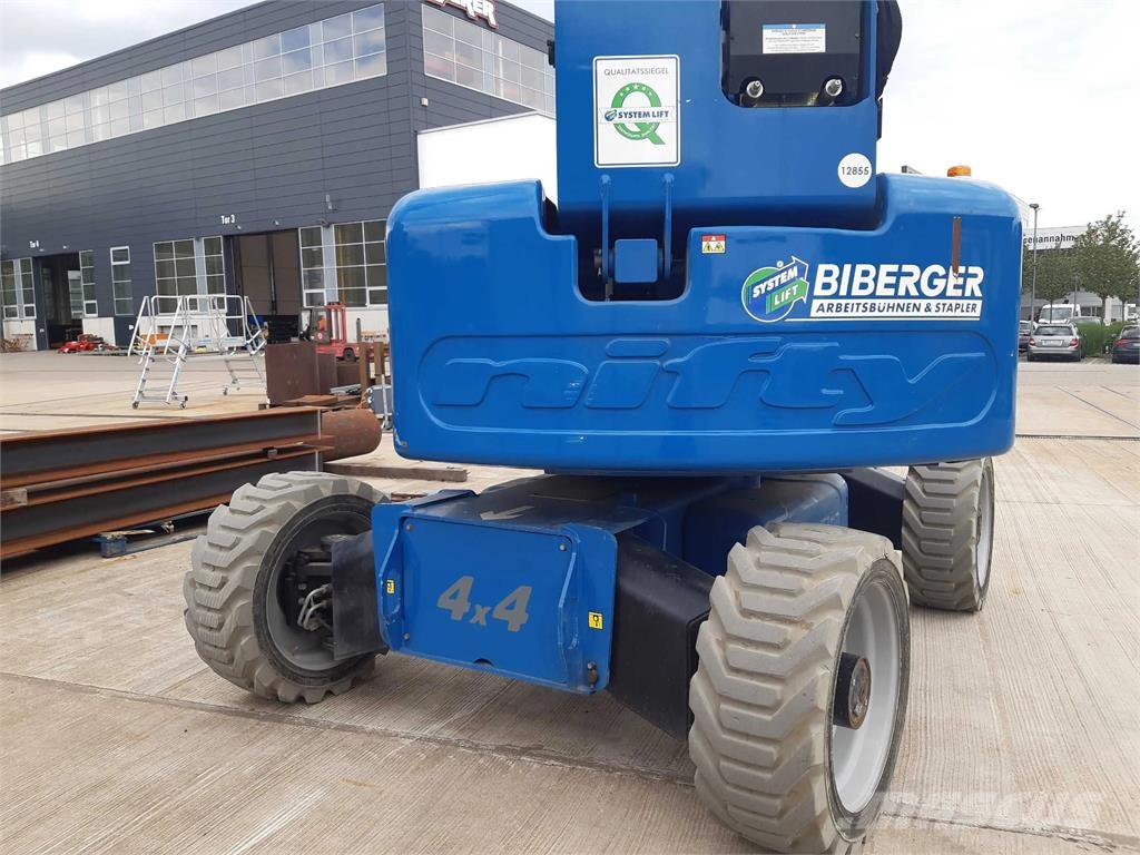 Niftylift HR 28 Hybrid 4x4 Knikarmhoogwerkers