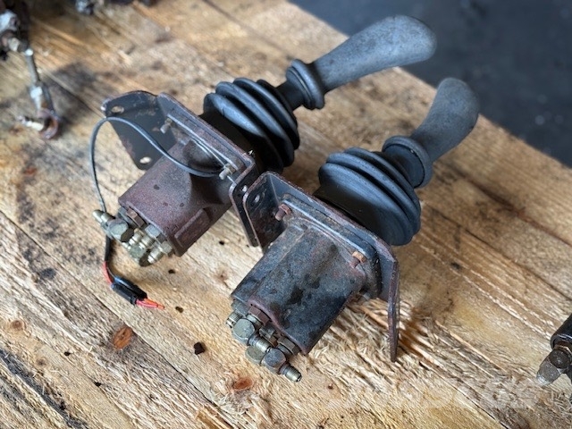 Bobcat 320 JOYSTICK COMPLET Hidráulica