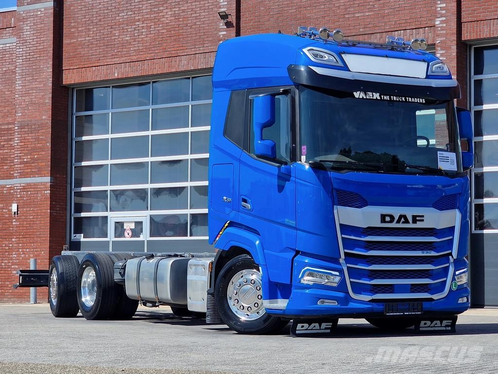 DAF XF 530 chassis 6x2*4 - 4.60 WB - Retarder - Steeri Çekiciler