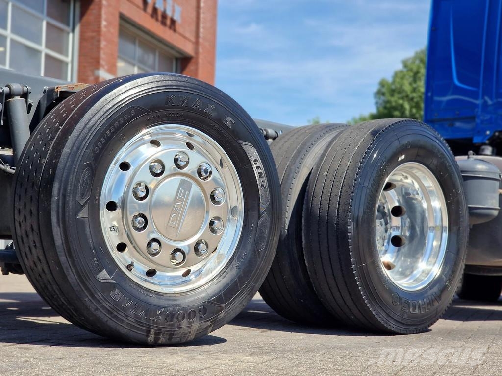 DAF XF 530 chassis 6x2*4 - 4.60 WB - Retarder - Steeri Çekiciler