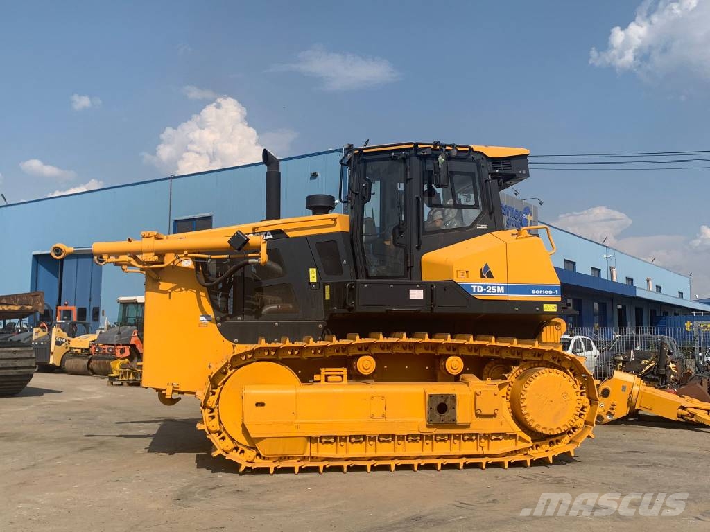Dressta TD25M Crawler dozers