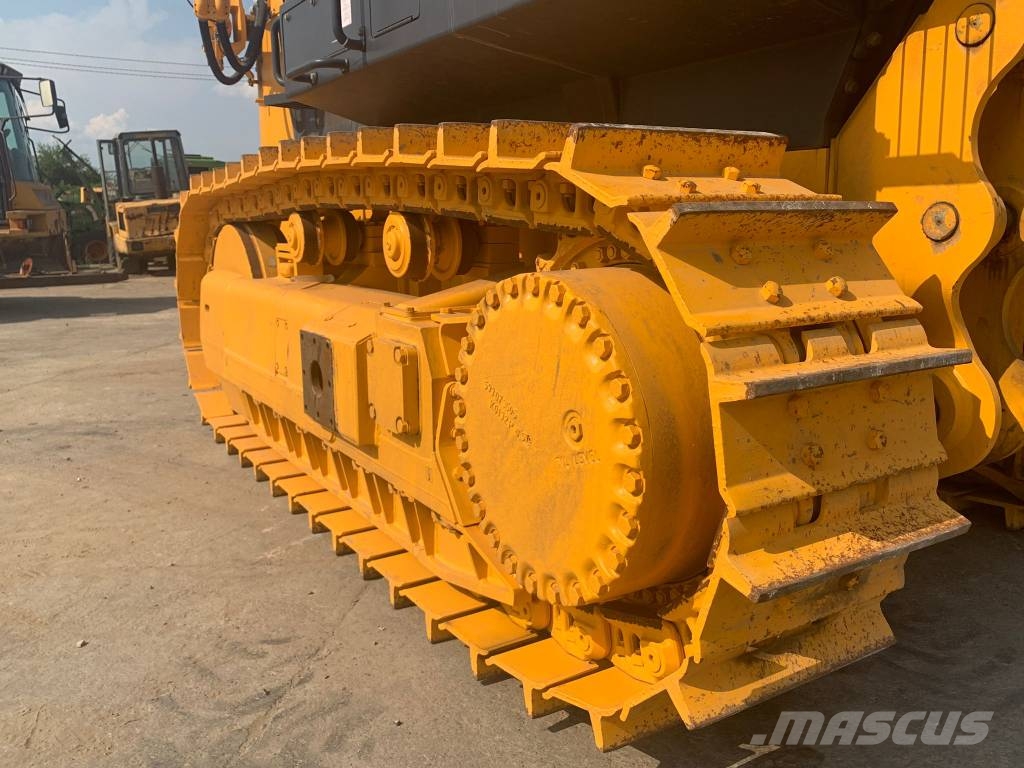 Dressta TD25M Crawler dozers