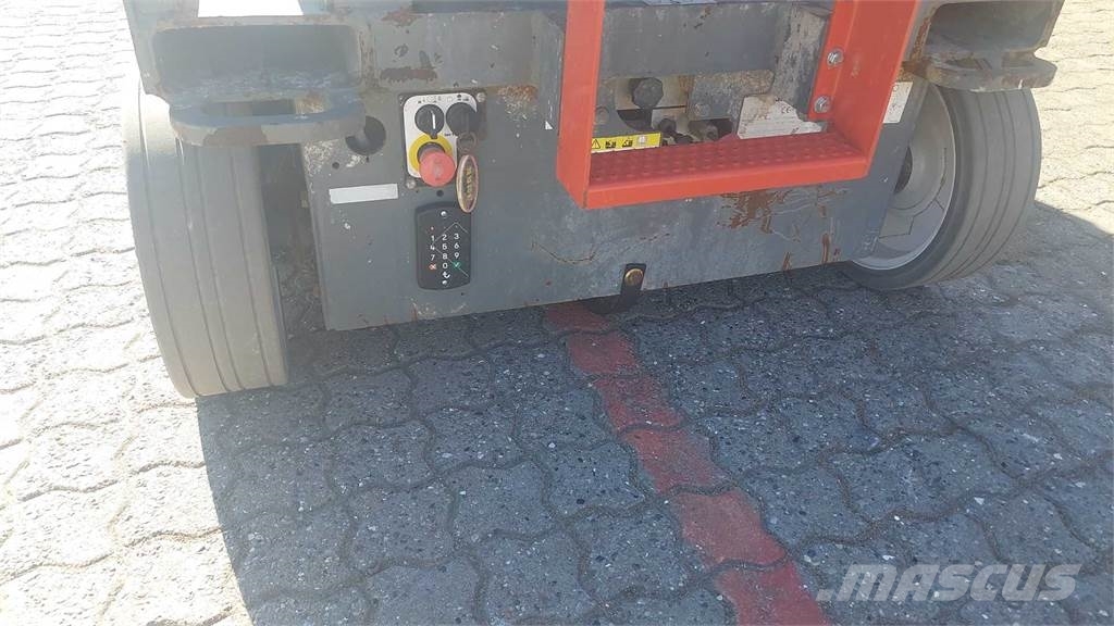 SkyJack SJIII4620 Elevadores de tesoura