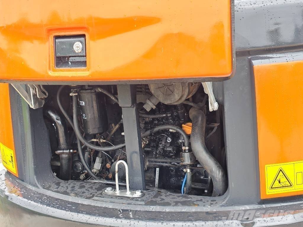 Hitachi ZX 50 U-3 حفارات صغيرة أقل من 7 طن (حفارات صغيرة)