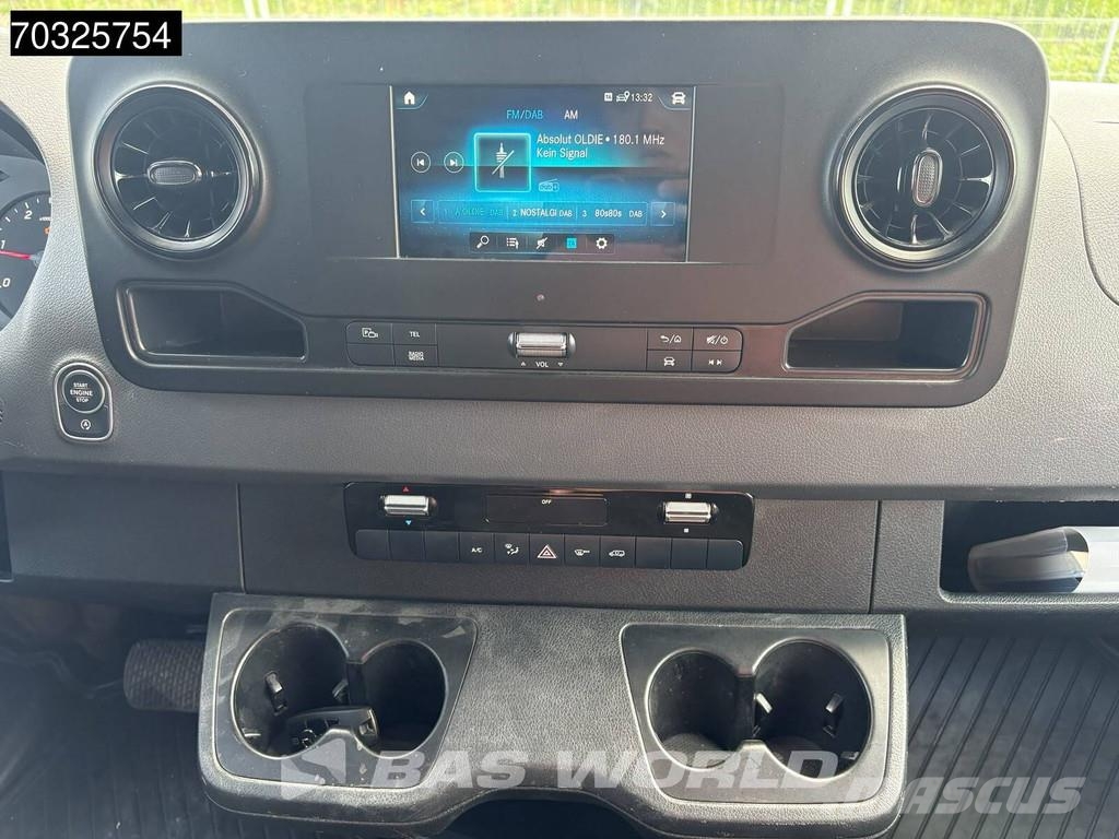 Mercedes-Benz Sprinter 215 CDI Automatik 150PS L2H2 Klima Kamera 패널 화물차