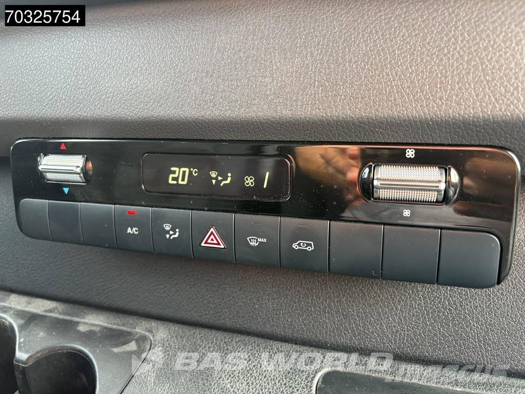 Mercedes-Benz Sprinter 215 CDI Automatik 150PS L2H2 Klima Kamera 패널 화물차