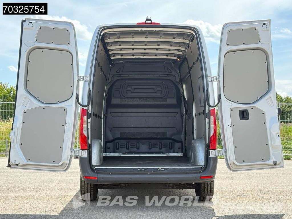 Mercedes-Benz Sprinter 215 CDI Automatik 150PS L2H2 Klima Kamera Panel vans