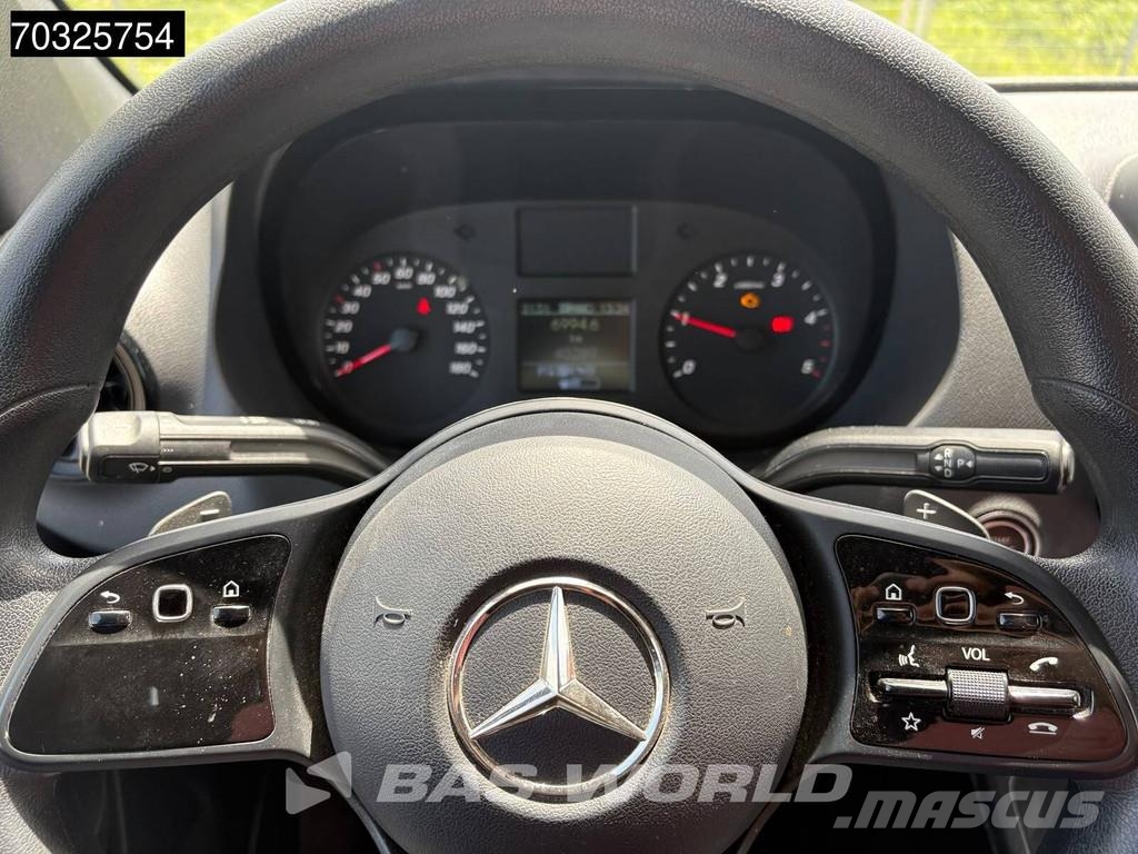 Mercedes-Benz Sprinter 215 CDI Automatik 150PS L2H2 Klima Kamera 패널 화물차