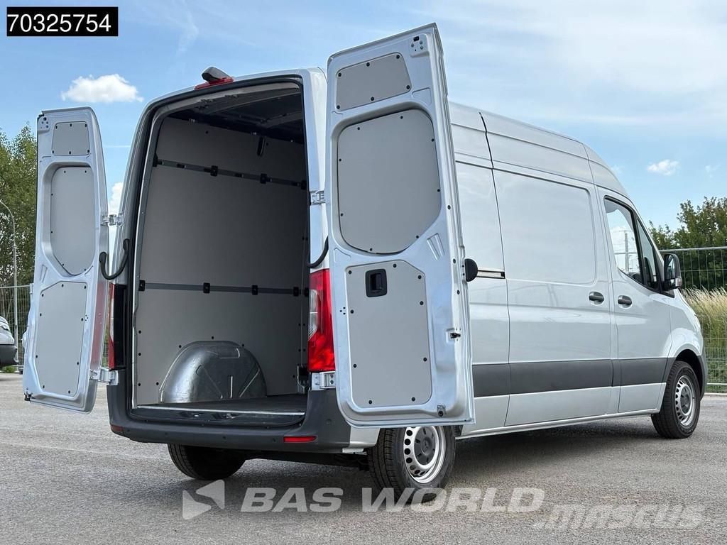 Mercedes-Benz Sprinter 215 CDI Automatik 150PS L2H2 Klima Kamera Dostavna vozila / kombiji