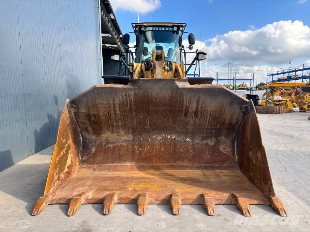 CAT 966K Wielladers