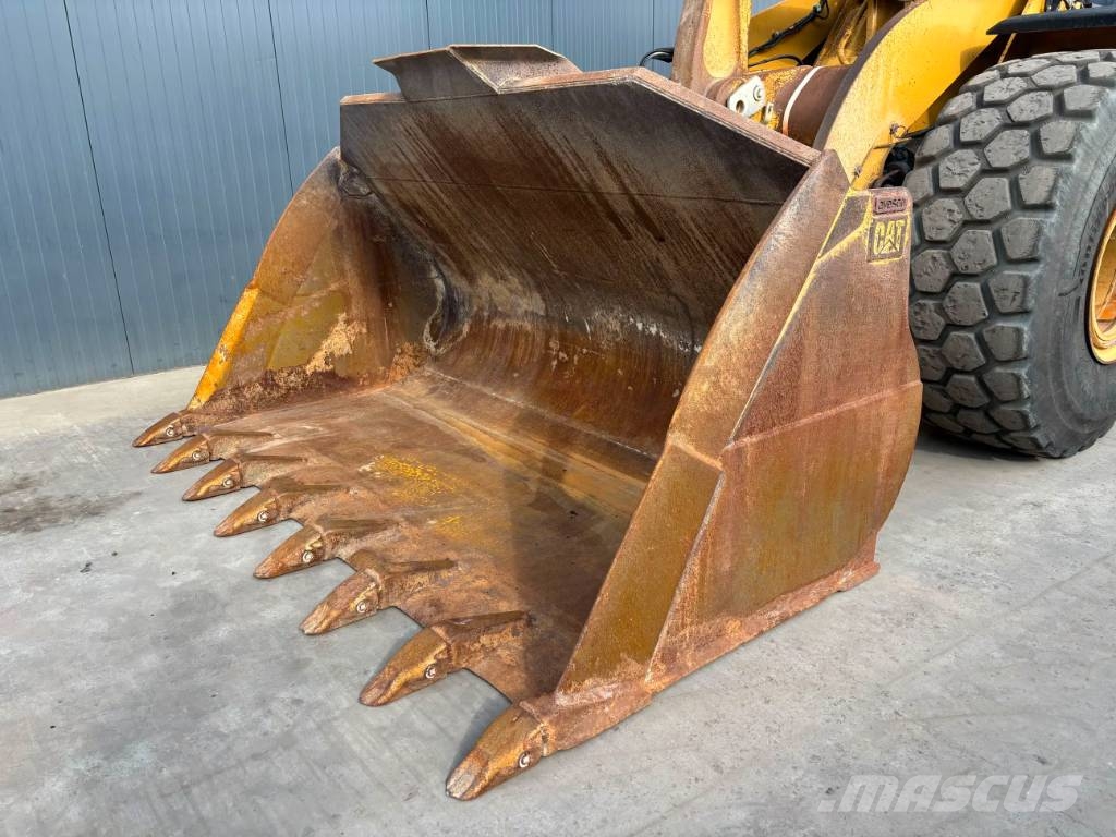 CAT 966K Wielladers