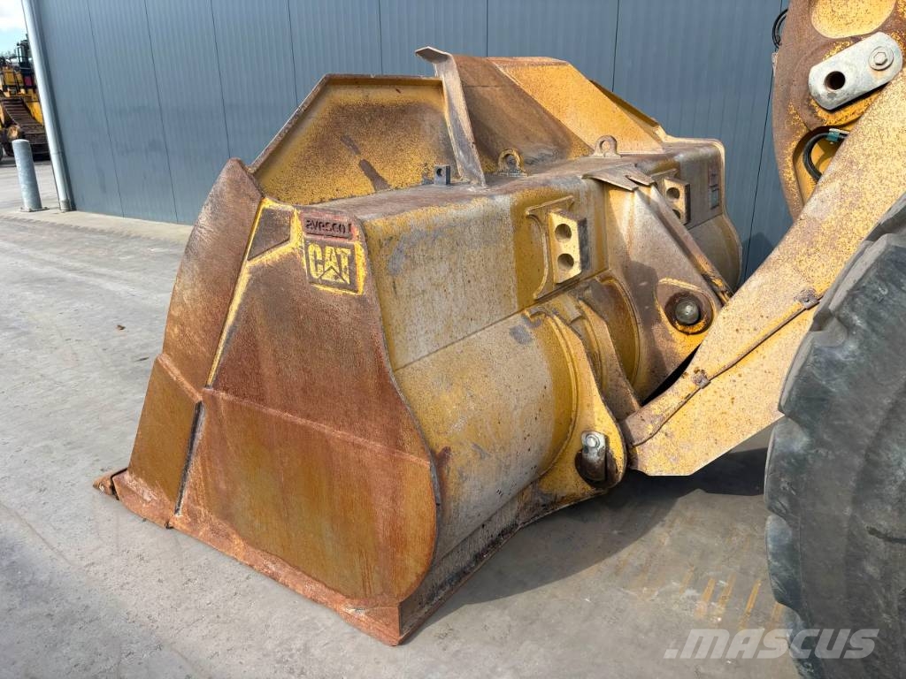 CAT 966K Wielladers