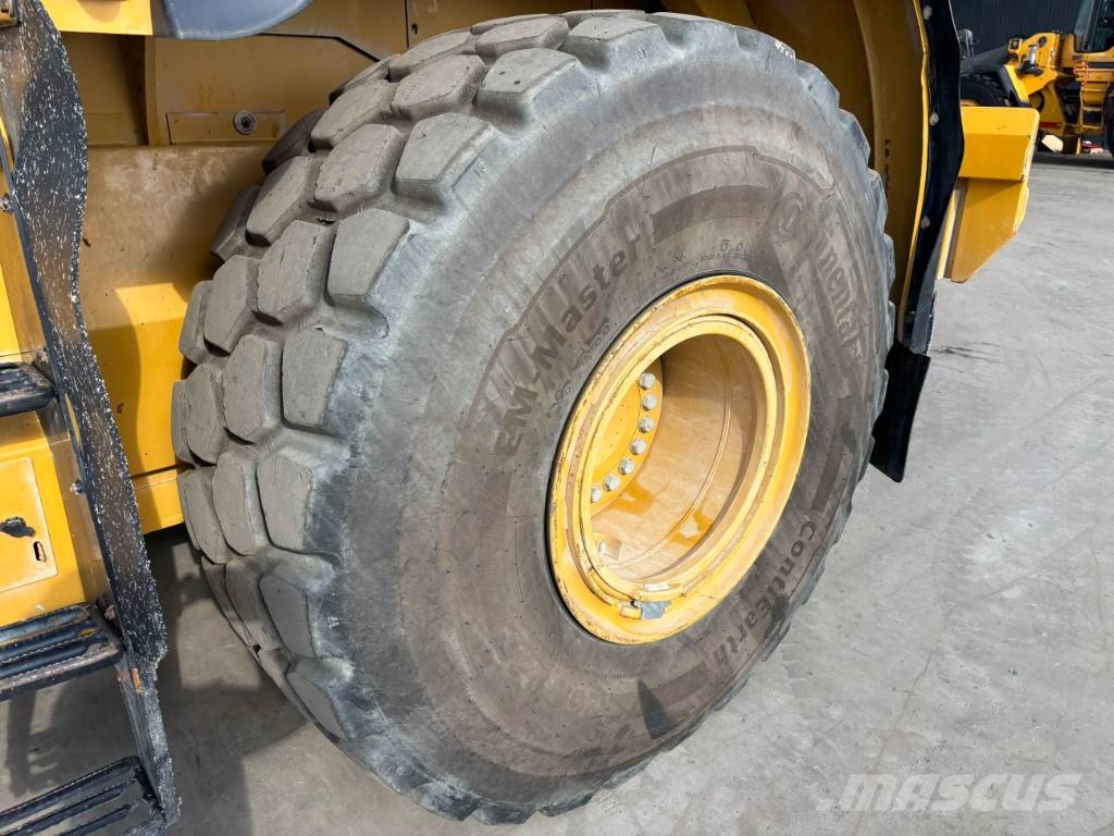 CAT 966K Wielladers