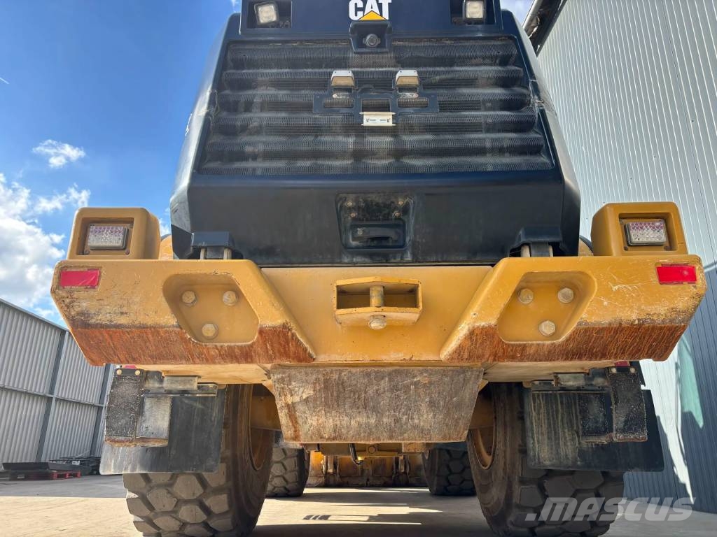 CAT 966K Wielladers