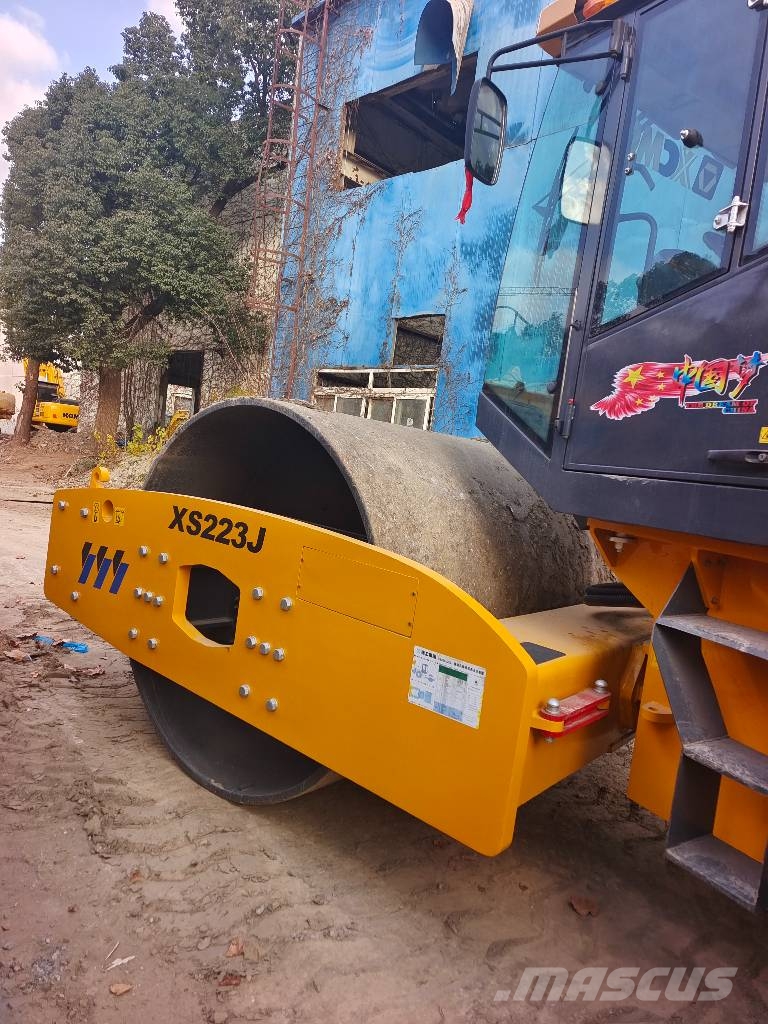 XCMG XS 223 J Plenty of road roller in stock Yksivalssijyrät