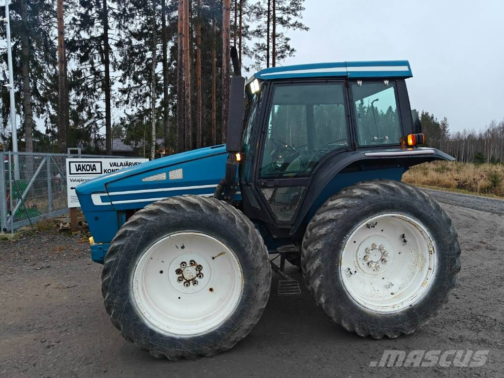 Ford County 1124 Tractores