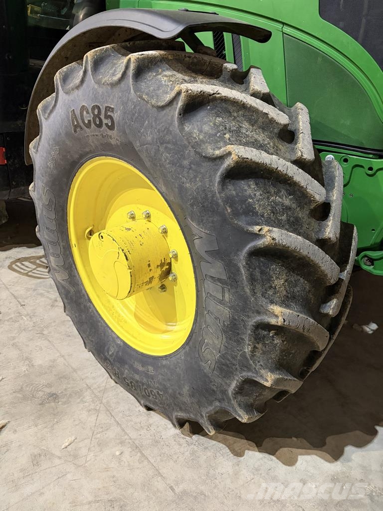 John Deere 6175R Premium Traktorit