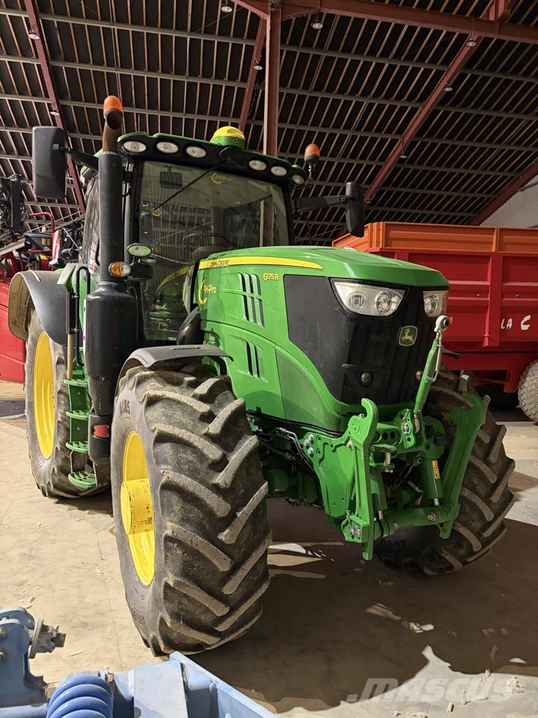 John Deere 6175R Premium Traktorit