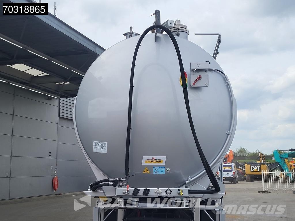 Kässbohrer STN 3 axles Gülle Waste Liftachse Semirimorchi cisterna