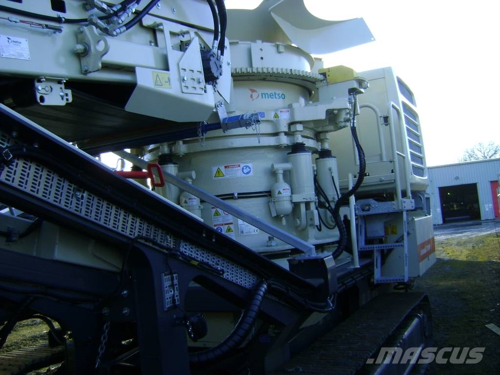 Metso LT 300 HP Mobile Brecher