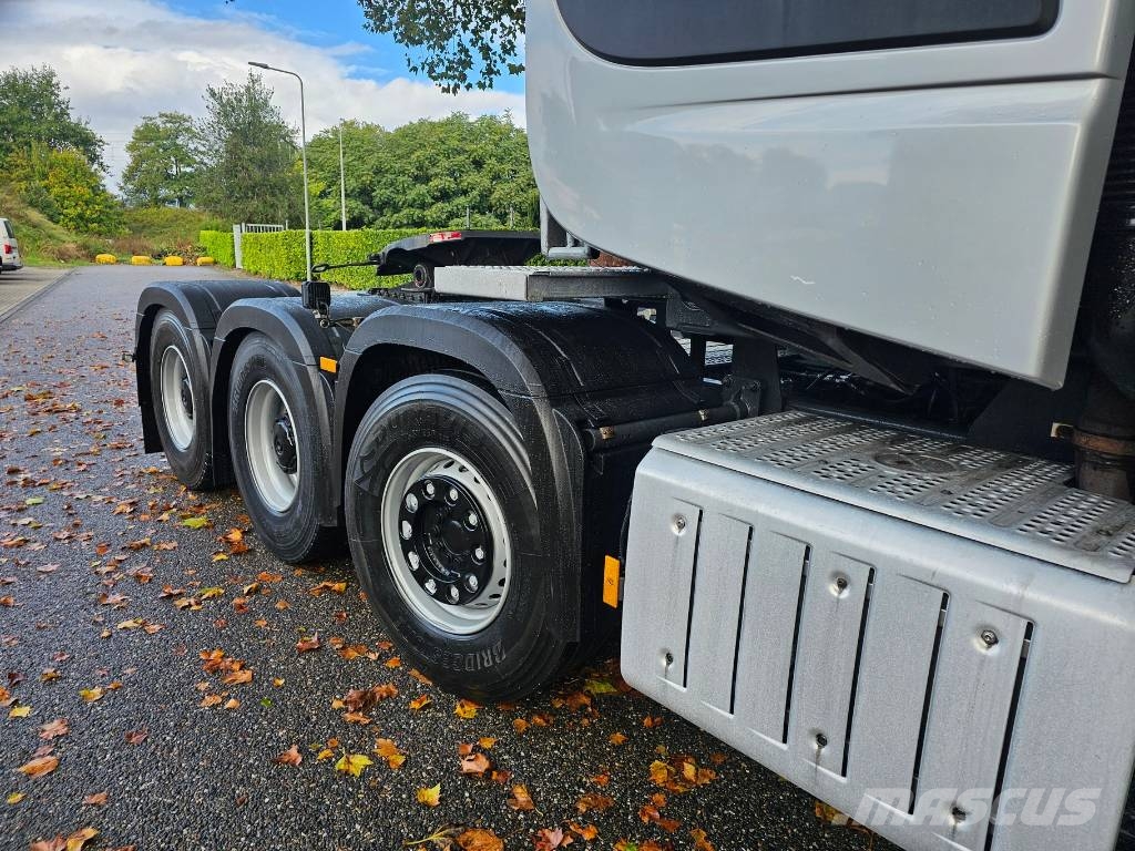 Mercedes-Benz Actros 4158 8x4 Heavy Haulage Tegljači