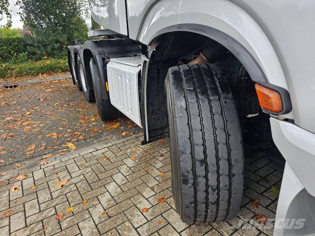 Mercedes-Benz Actros 4158 8x4 Heavy Haulage Tegljači