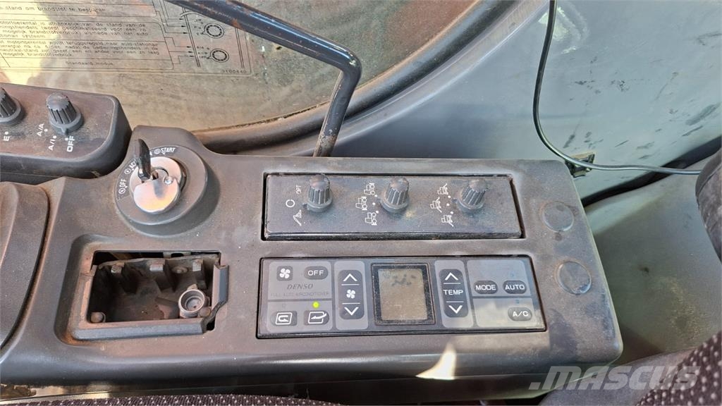 Hitachi ZX 160 W 4X4 Stavebnictví - ostatní
