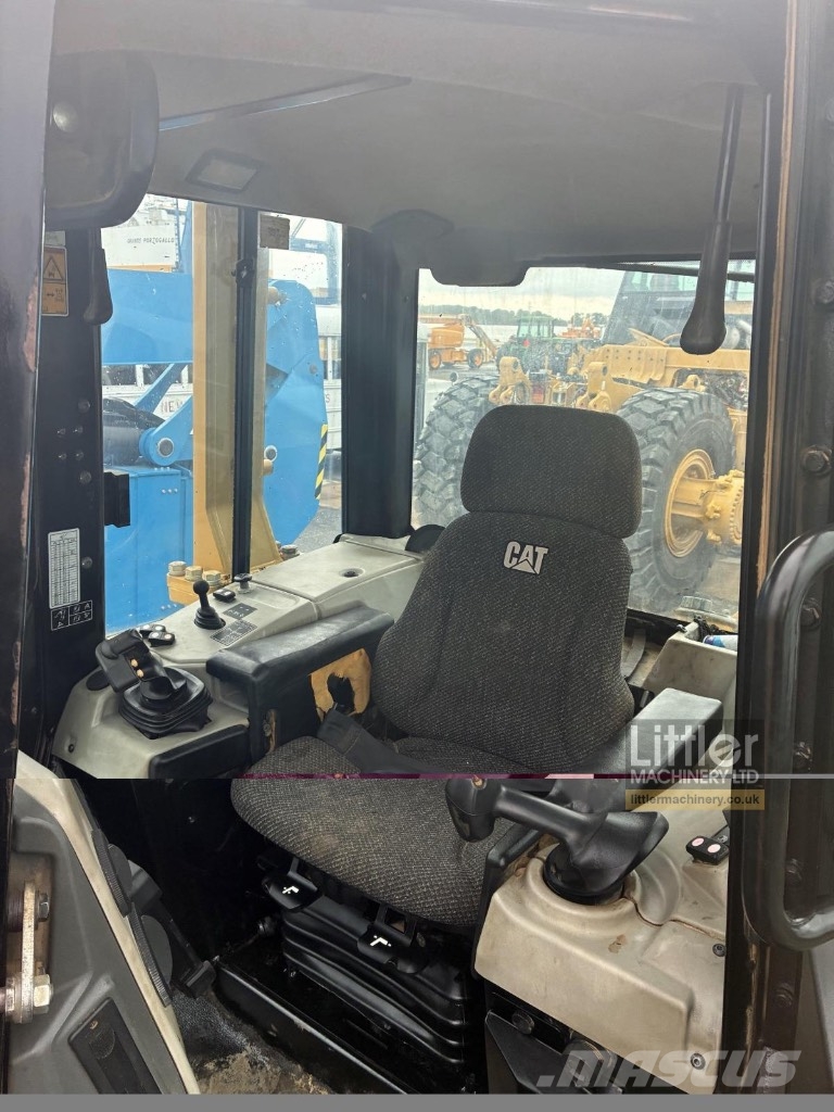 CAT D 6 N LGP Crawler dozers