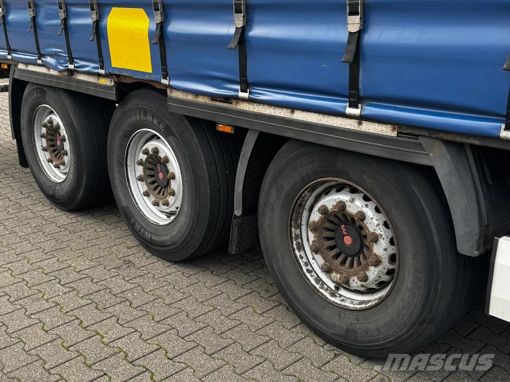 Krone Schuifzeil-Dak / SAF-Disc / Code XL / Huckepack نصف مقطورات بباب جانبي