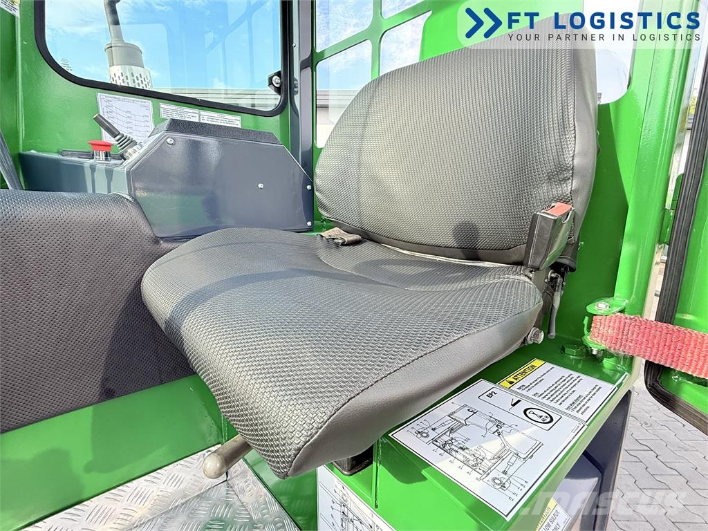 Combilift C5000XL | DIESEL | TRIPLEX 5550 MM | FORK POSITION 全方向リーチ型フォークリフト