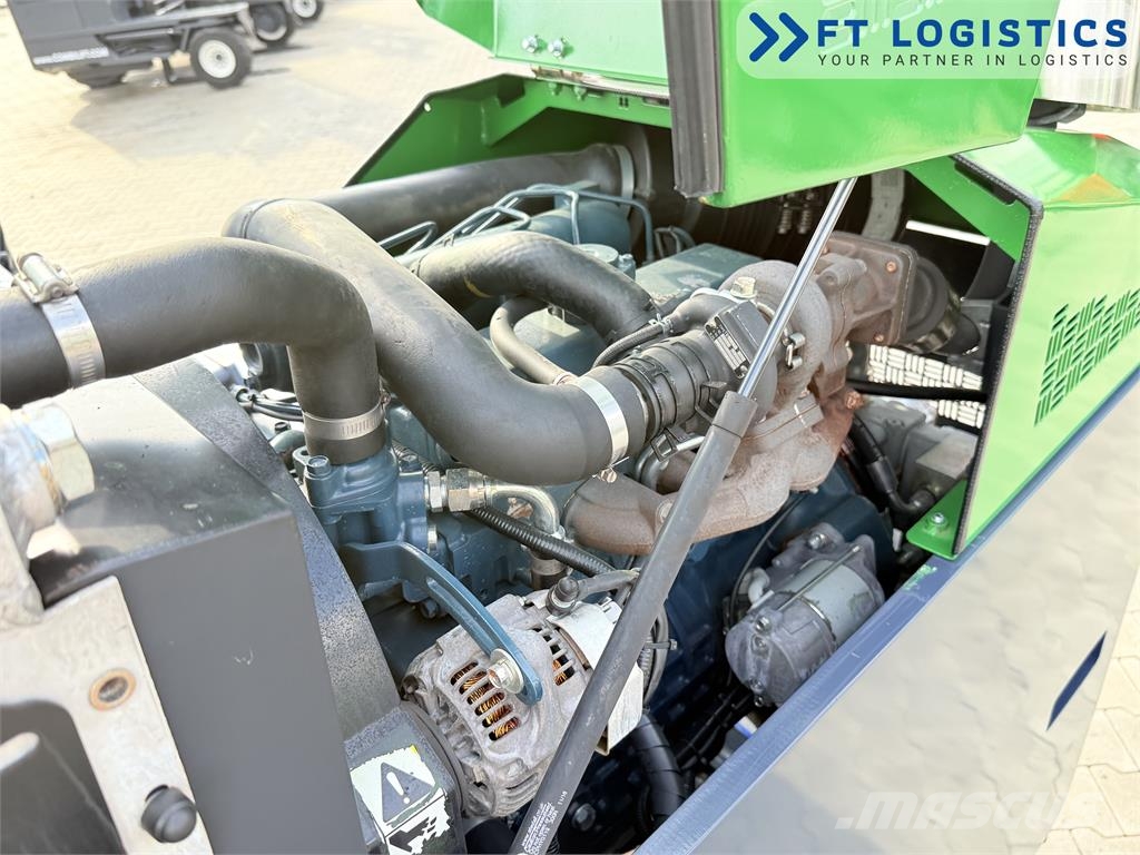 Combilift C5000XL | DIESEL | TRIPLEX 5550 MM | FORK POSITION 全方向リーチ型フォークリフト