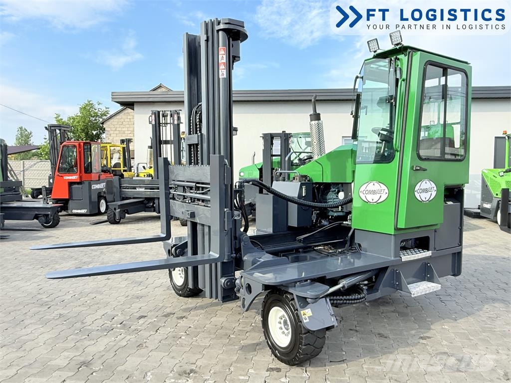 Combilift C5000XL | DIESEL | TRIPLEX 5550 MM | FORK POSITION 全方向リーチ型フォークリフト