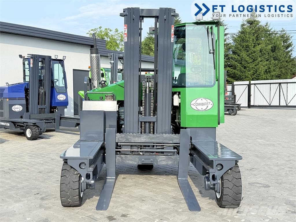 Combilift C5000XL | DIESEL | TRIPLEX 5550 MM | FORK POSITION 全方向リーチ型フォークリフト
