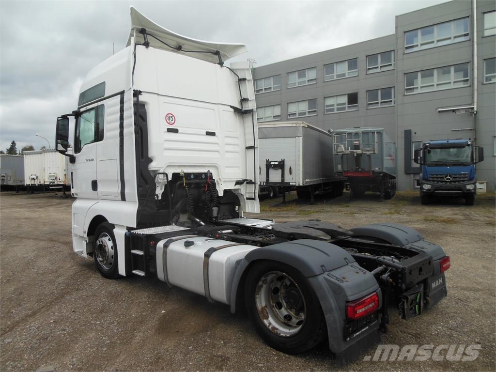 MAN TGX 18.460 XXL, LowDeck, Retarder Vetopöytäautot
