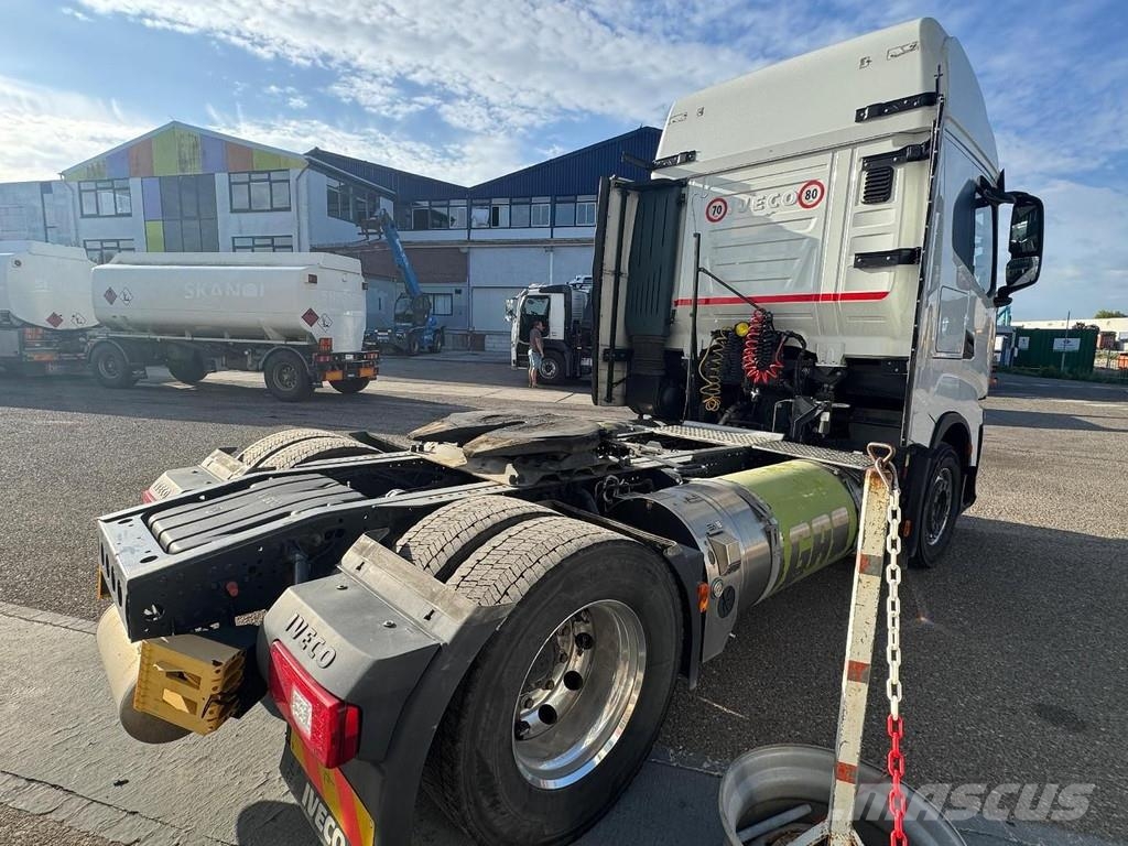 Iveco S-WAY 460 4X2 EURO 6 + INTARDER + ALCOA Naudoti vilkikai