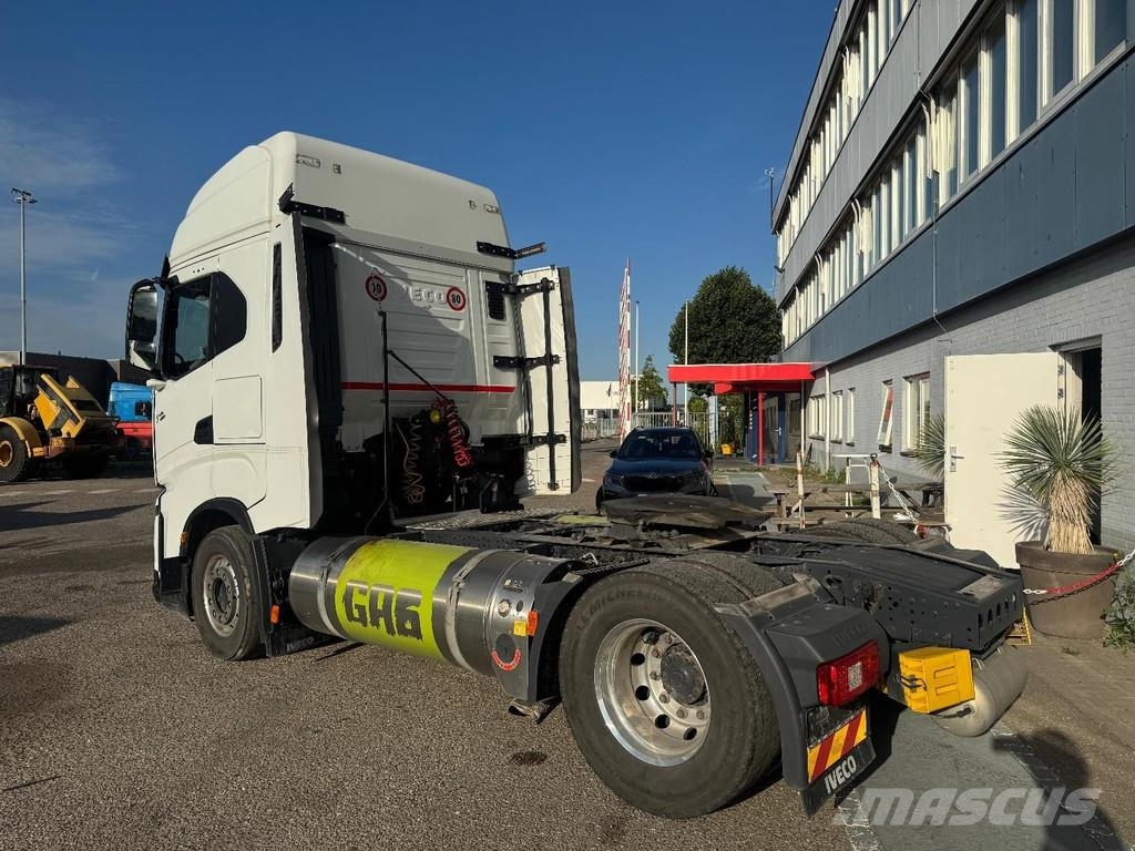 Iveco S-WAY 460 4X2 EURO 6 + INTARDER + ALCOA Naudoti vilkikai