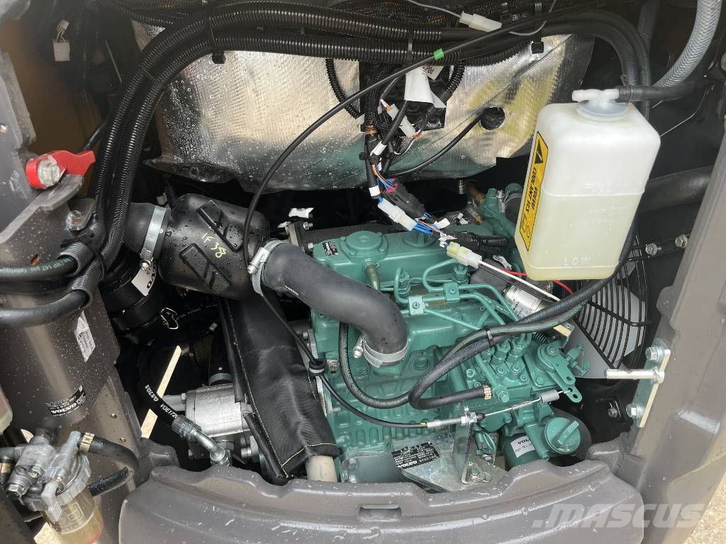 Volvo EC 18 E Mini bageri <7t