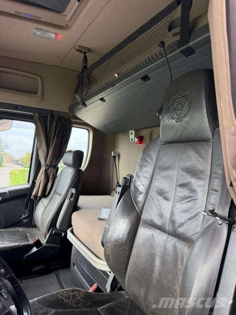 Scania R450 Grúas todo terreno