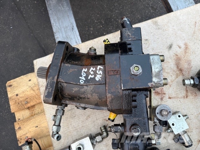 Liebherr L 576 hydraulic motor 11000536 Hidráulica