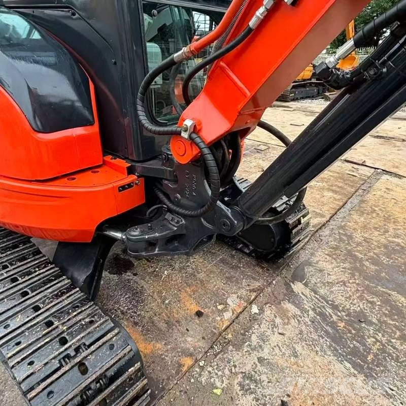 Kubota U 35 소형 굴삭기 7톤 미만