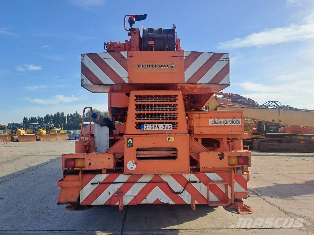 Tadano GR550EX (+ JIB 17m) Avtodvigala