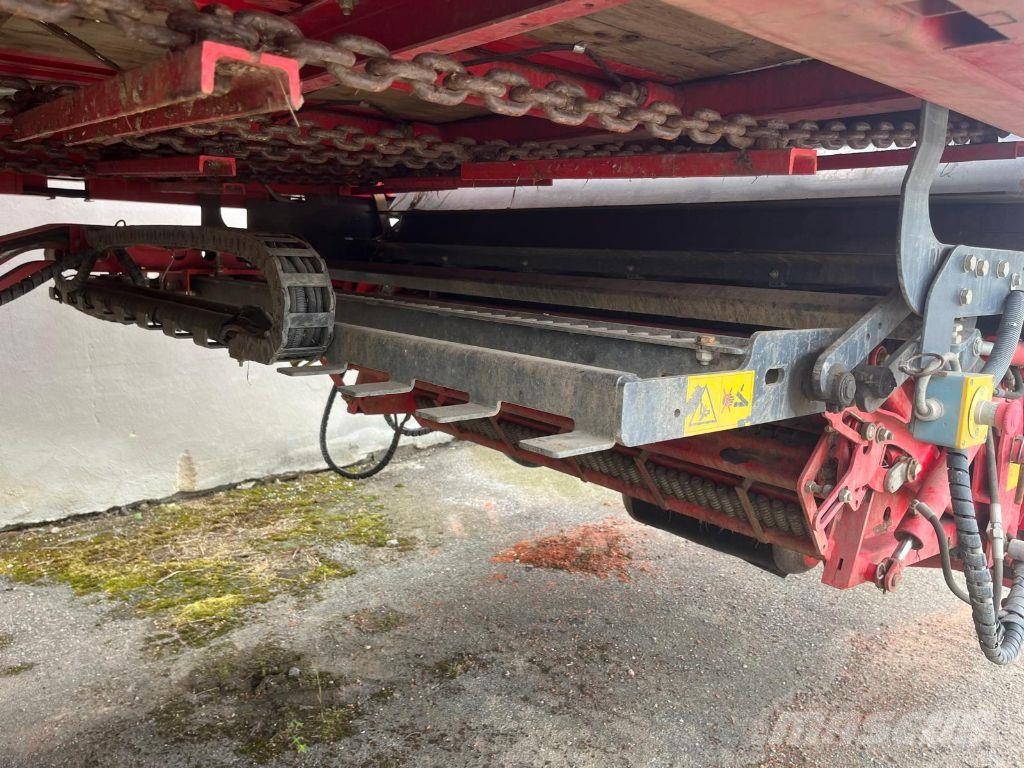 Pöttinger JUMBO 7210 COMBILINE Rimorchi autocaricanti