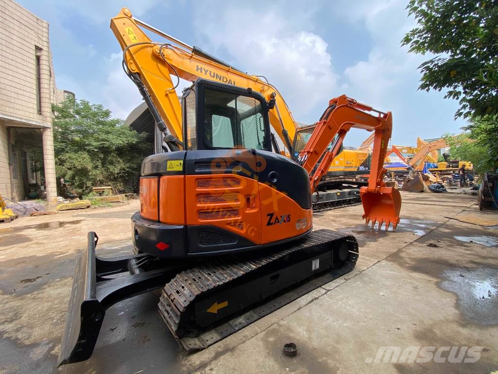 Hitachi ZX 65 U 履带挖掘机