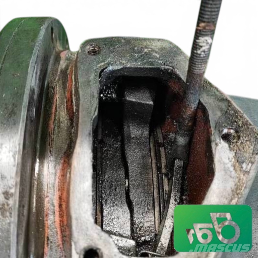 Fermec Fermec 860 Rear final drive أجهزة نقل