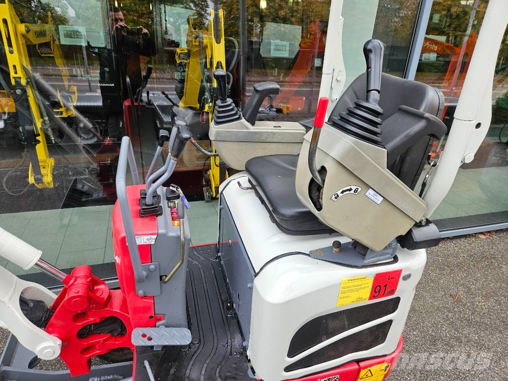 Takeuchi TB 210 R Miniekskavaatorid < 7 t