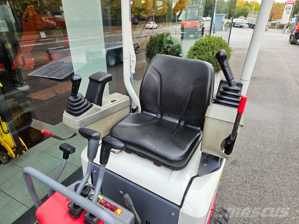 Takeuchi TB 210 R Miniekskavaatorid < 7 t