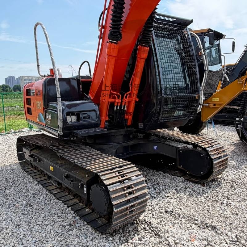 Hitachi ZX 120 Gravemaskiner på larvebånd