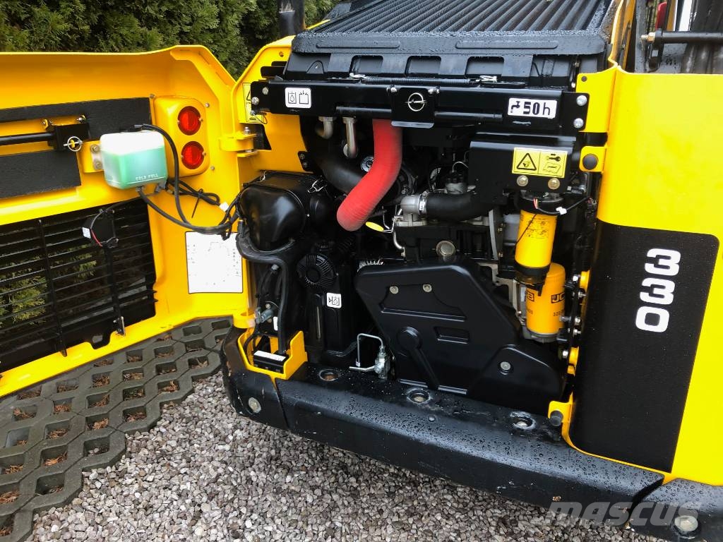JCB Robot 330 Bobcat S 770 Kompaktlastare