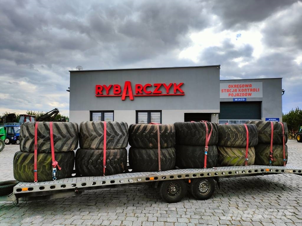 Nokian 710/45-26.5 Renkaat ja vanteet