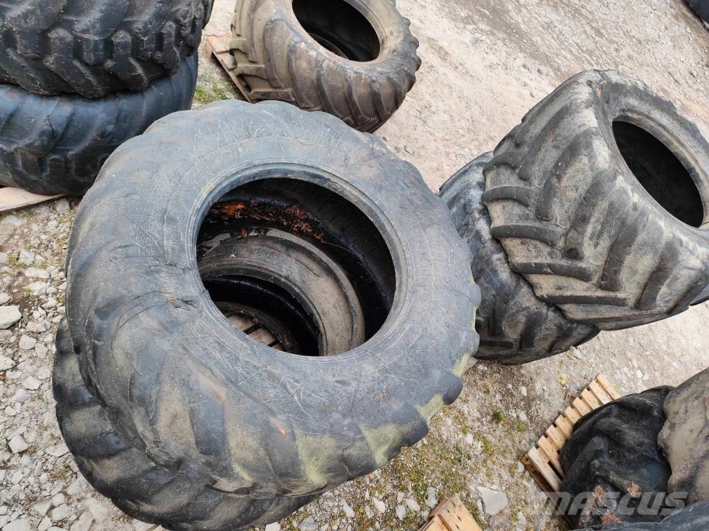Nokian 710/45-26.5 Renkaat ja vanteet